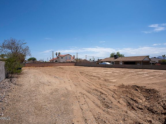 4th image of 607 S 1ST Street #33