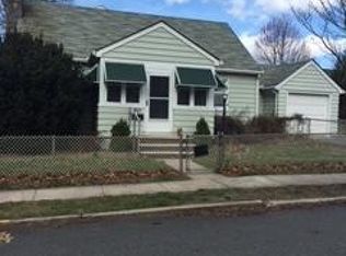 11 Oak Pl, Hawthorne, NJ 07506