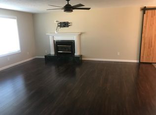 20835 Butteville Rd NE, Donald, OR 97020