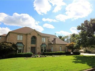 102 Camberly Dr, Monroeville, PA 15146