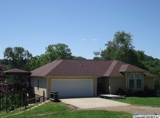 111 Medium Cemetery Rd, Petersburg, TN 37144