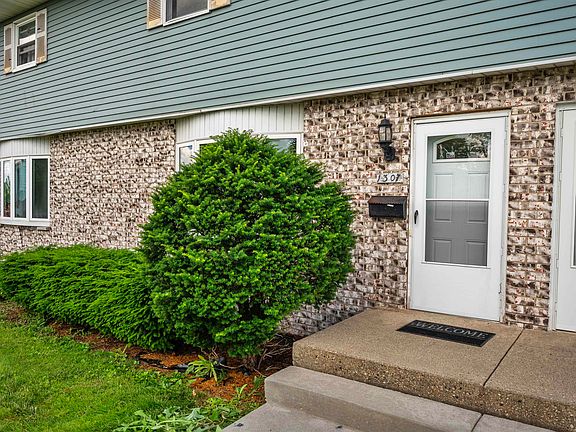 2nd image of 1307 Sunfield St
