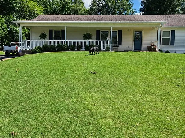 272 Fuller Rd, Trenton, TN 38382