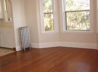 110 2nd St #2, Medford, MA 02155
