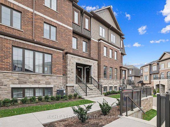 5th image of 445 Ontario St S #93