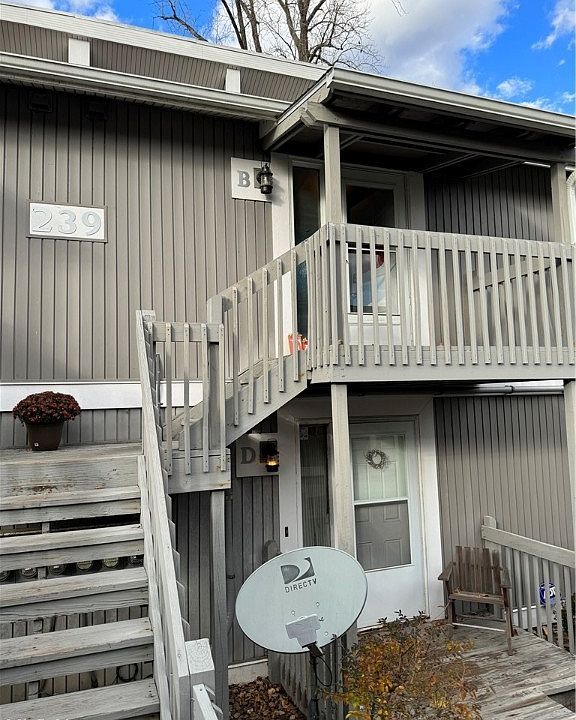1st image of 239 Portage Lakes Dr #B