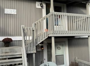 239 Portage Lakes Dr #B, Akron, OH 44319