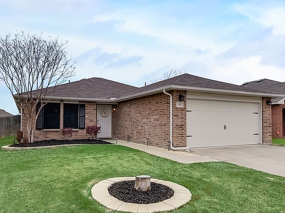 2nd image of 1381 Hillside Dr