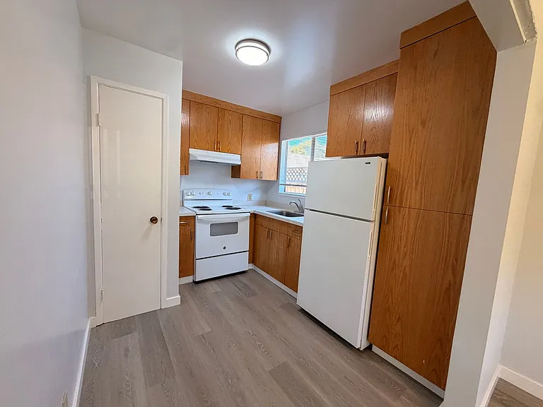 7177 & 7179 Coronado Dr — Photo 2