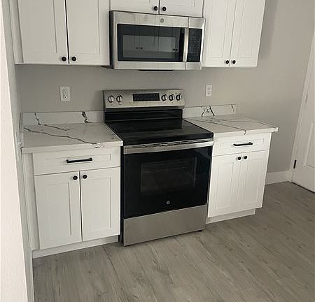3rd image of 1380 Bingham Ave