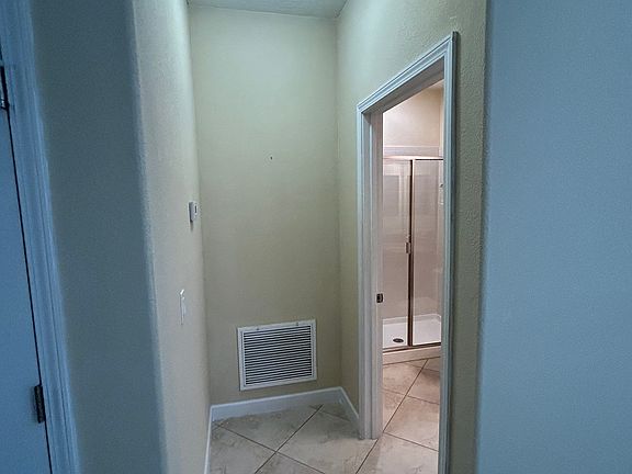 5th image of 14944 Speer Lake Dr