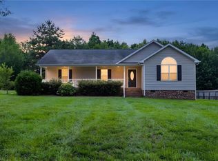 6050 Griffin Dr, Ramseur, NC 27316
