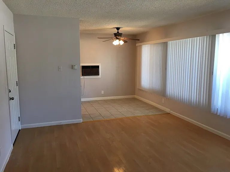 405 N Marengo Ave #9 — Photo 28