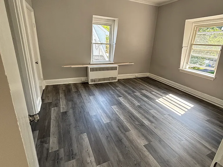 29 Grove St #2 — Photo 4
