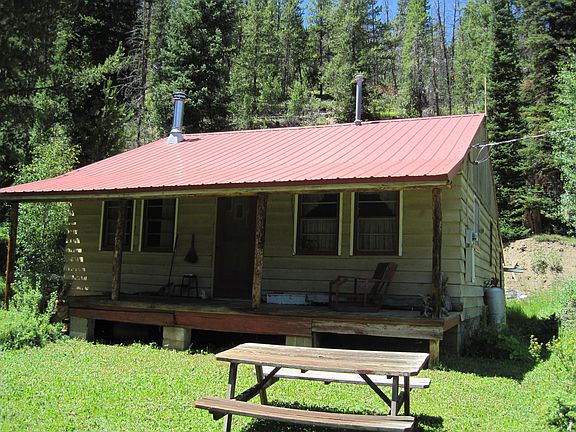 4th image of 887 County Rd 8411