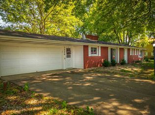 1426 Orlando Dr, Fort Wayne, IN