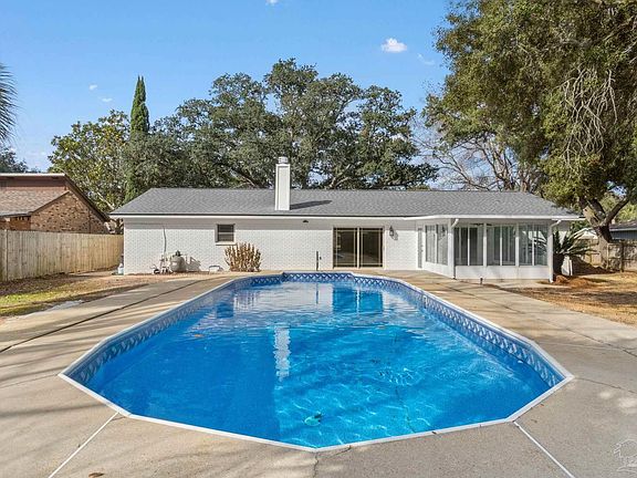 4th image of 1324 El Sereno Pl