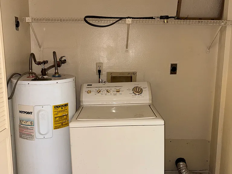 27132 Ann Arbor Ave #B — Photo 17