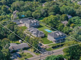 19 Montauk Hwy #10, Westhampton, NY 11977