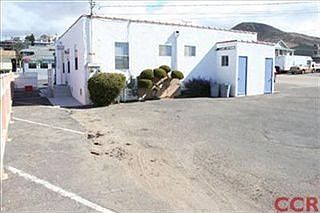 3rd image of 48 S Ocean Ave
