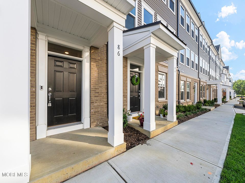 1st image of 86 Driftwood Cir