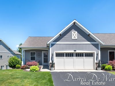 885 S Center Park Dr SW, Byron Center, MI, 49315