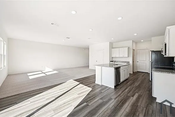 6061 Mojave Dr — Photo 15