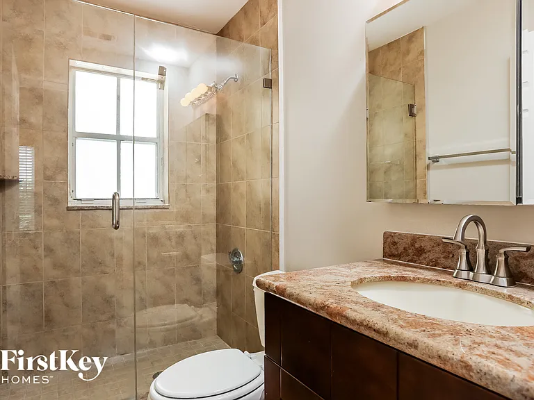 3202 W Buena Vista Dr — Photo 9