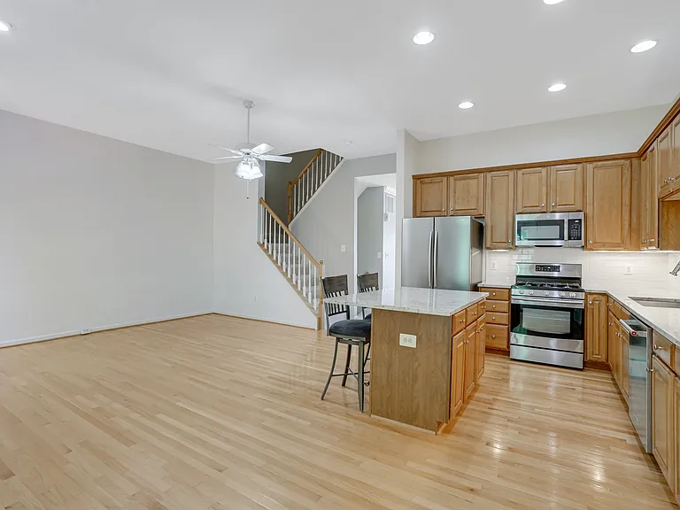6502 Trask Ter — Photo 19