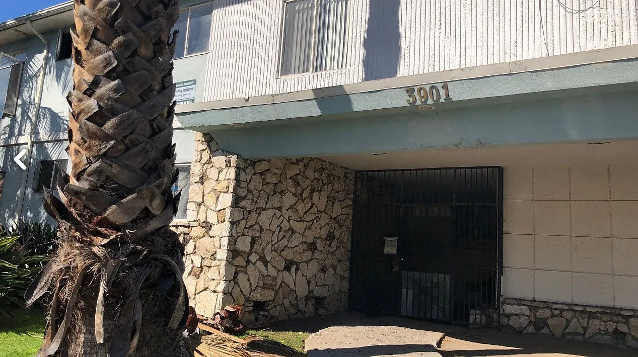 Tropicana — Photo 1