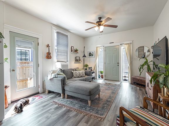3rd image of 2505 Orleans Ave