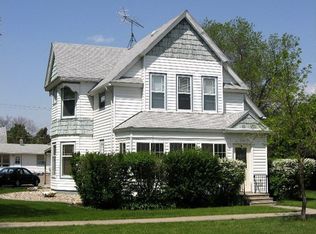 605 E 6th Ave, Redfield, SD 57469