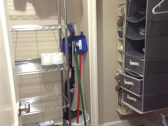 5th image of 1205 Saint Charles Ave APT 610