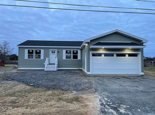 14 Pauline St, Sabattus, ME 04280