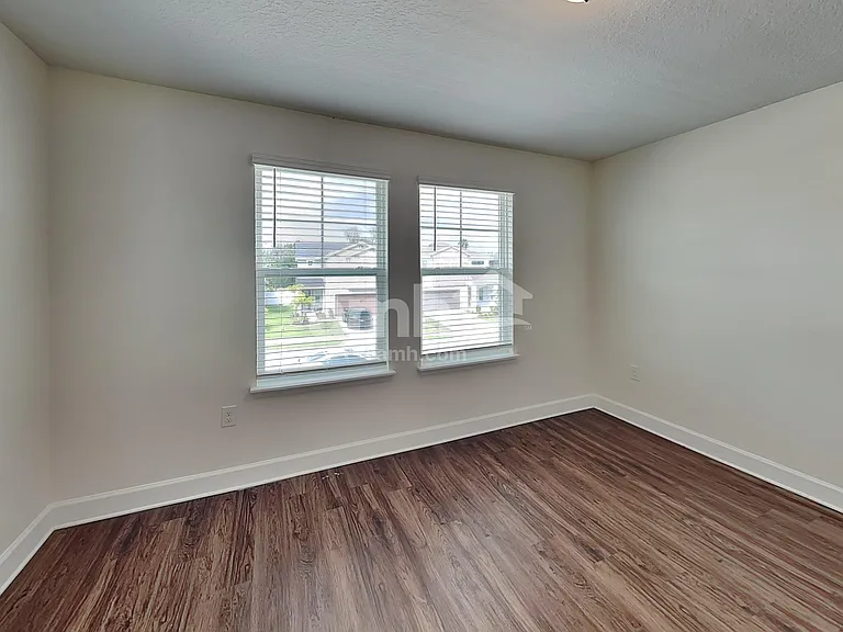4540 Reisswood Loop — Photo 19