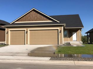 8404 N Summerhill Ln, Spokane, WA 99208