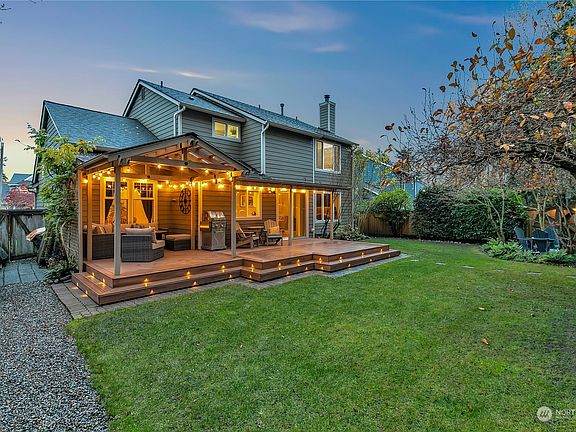 3rd image of 16718 132nd Avenue E