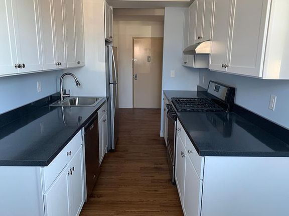 5th image of 13811 Beach Channel Dr APT A2