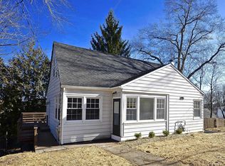 71 Cliffside Trl, Denville, NJ 07834