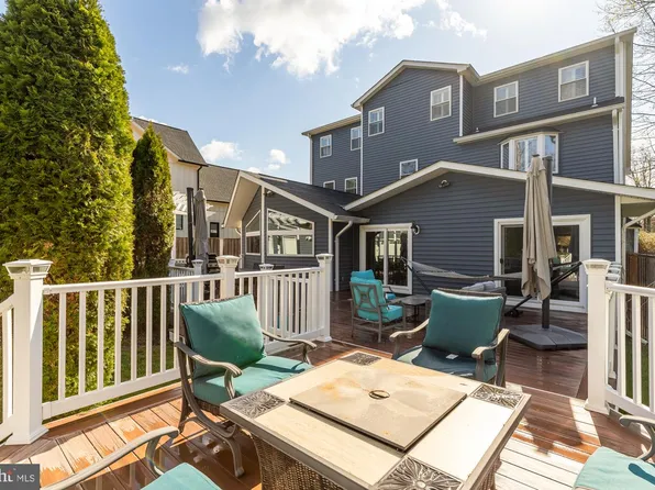 316 Owaissa Rd SE, Vienna, VA 22180
