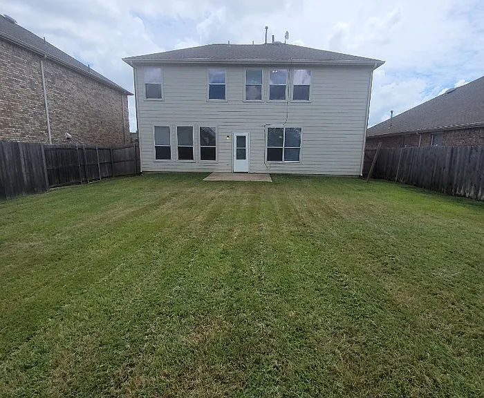 2061 Fair Crest Trl — Photo 19