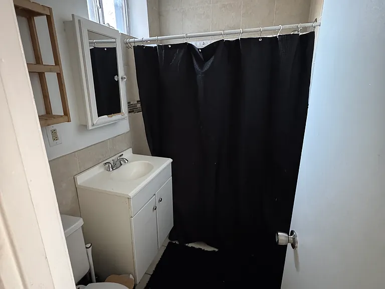 1839 W Master St #2 — Photo 11