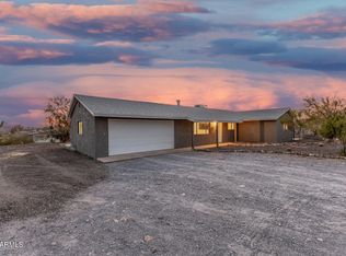 49416 N 26th Ave, New River, AZ 85087