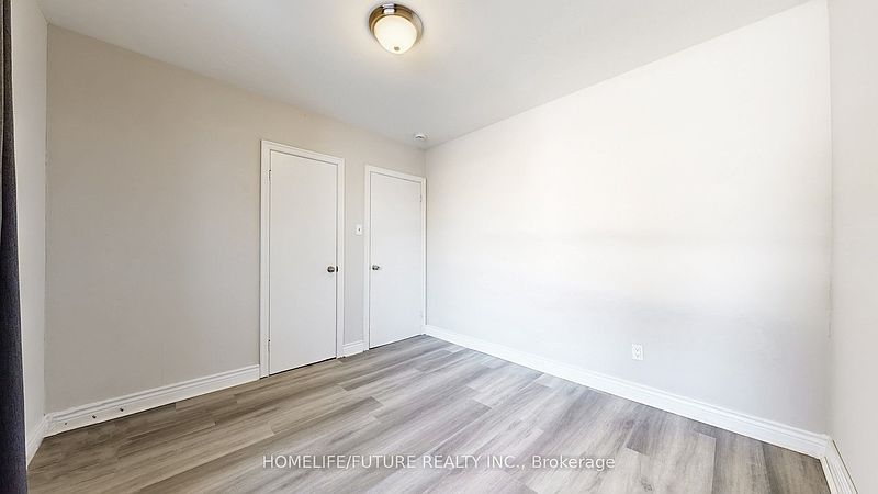 Toronto House for rent - 5 Bedrooms — photo 19
