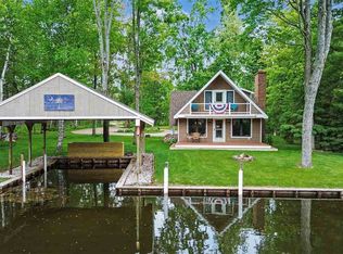 8278 Devils Elbow Dr, Brutus, MI 49716