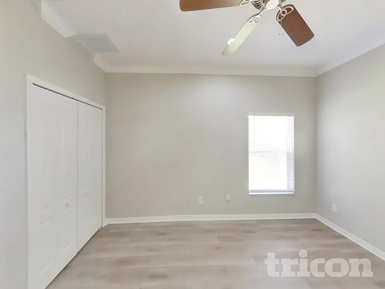 16651 Midsummer Ln — Photo 16
