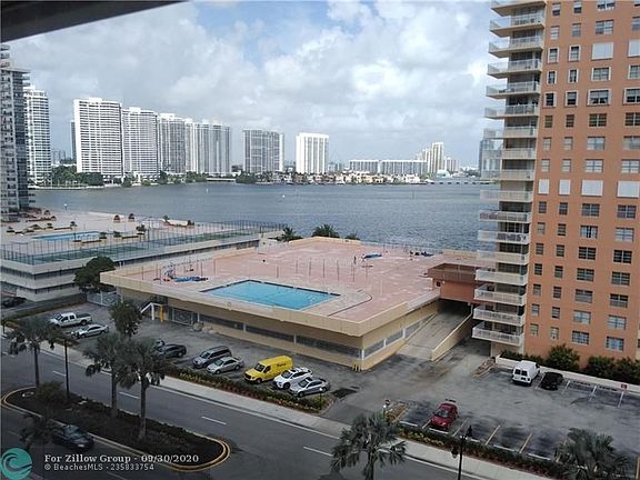 2nd image of 250 174th St APT 910
