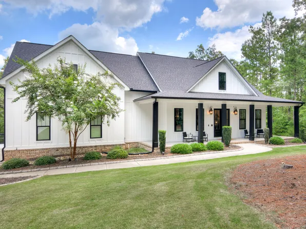 307 Alabaster Court, Appling, GA