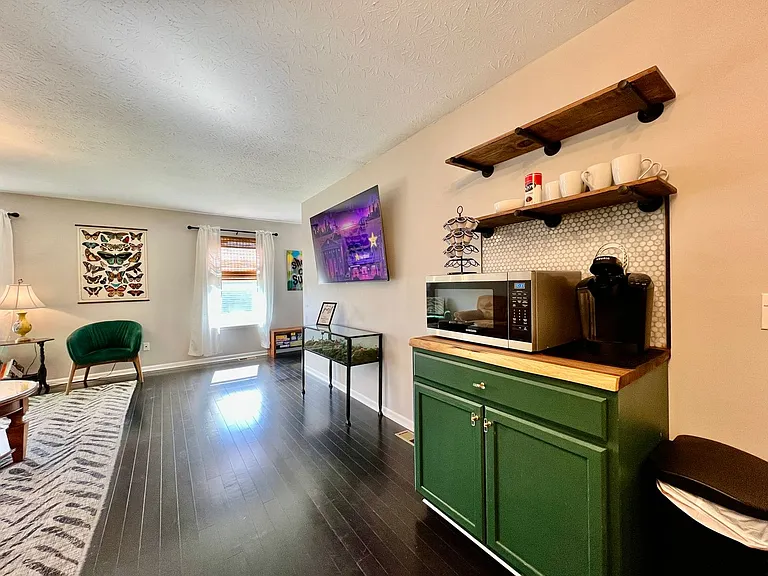 190 Overbrook Dr — Photo 16