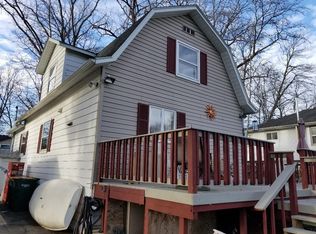 W216 Lake St, Genoa City, WI 53128